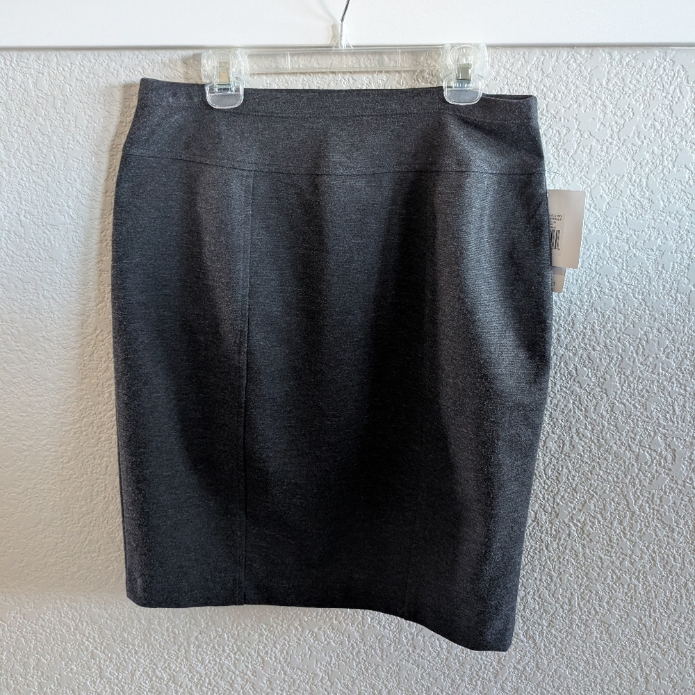 Ellen Tracy Charcoal Pencil Skirt